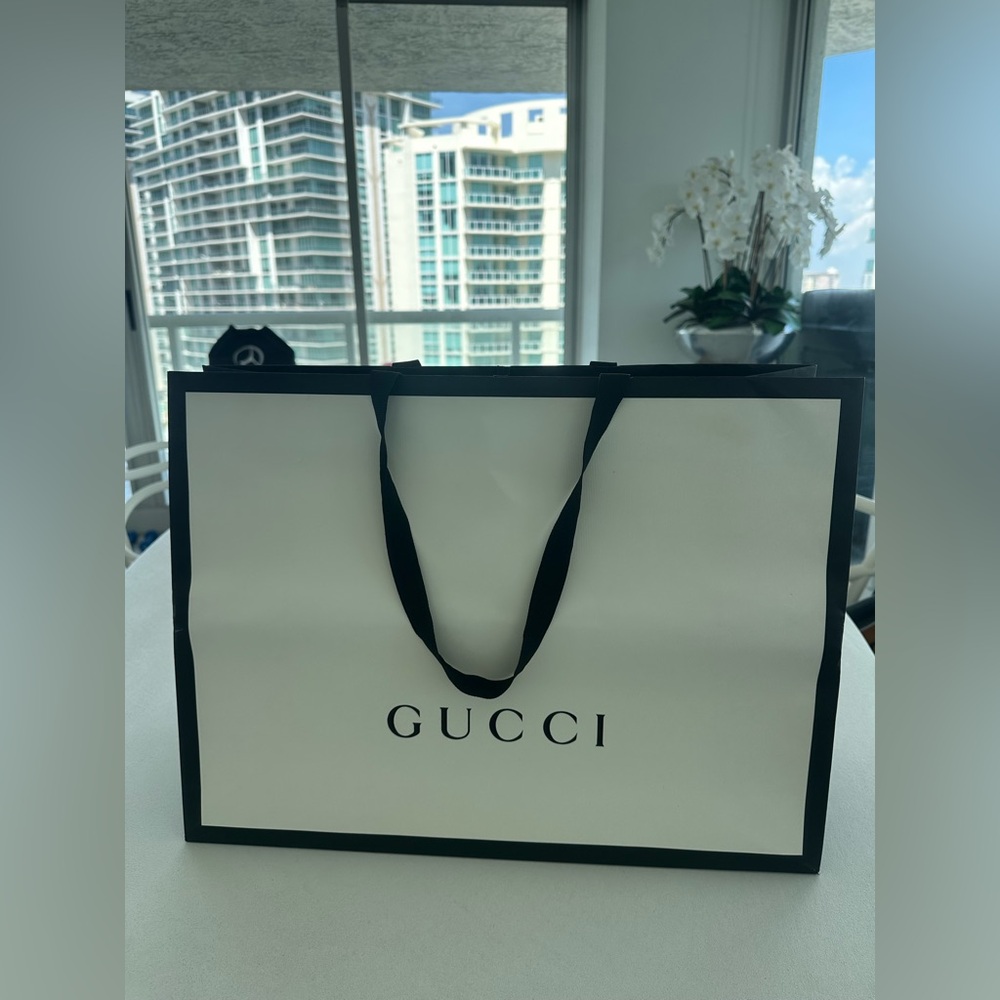 Gucci Medium Empty Shopping Bag
